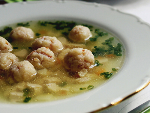 Matzoh-Ball-Soup-Large